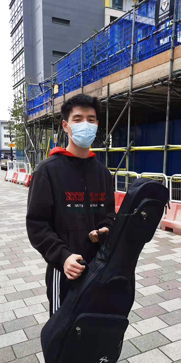 3 - 我们的客户 - 英国远方速递